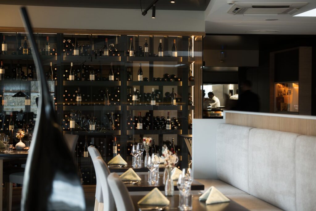 Restaurant ala12 et leur cave a vin plus de 200 references
