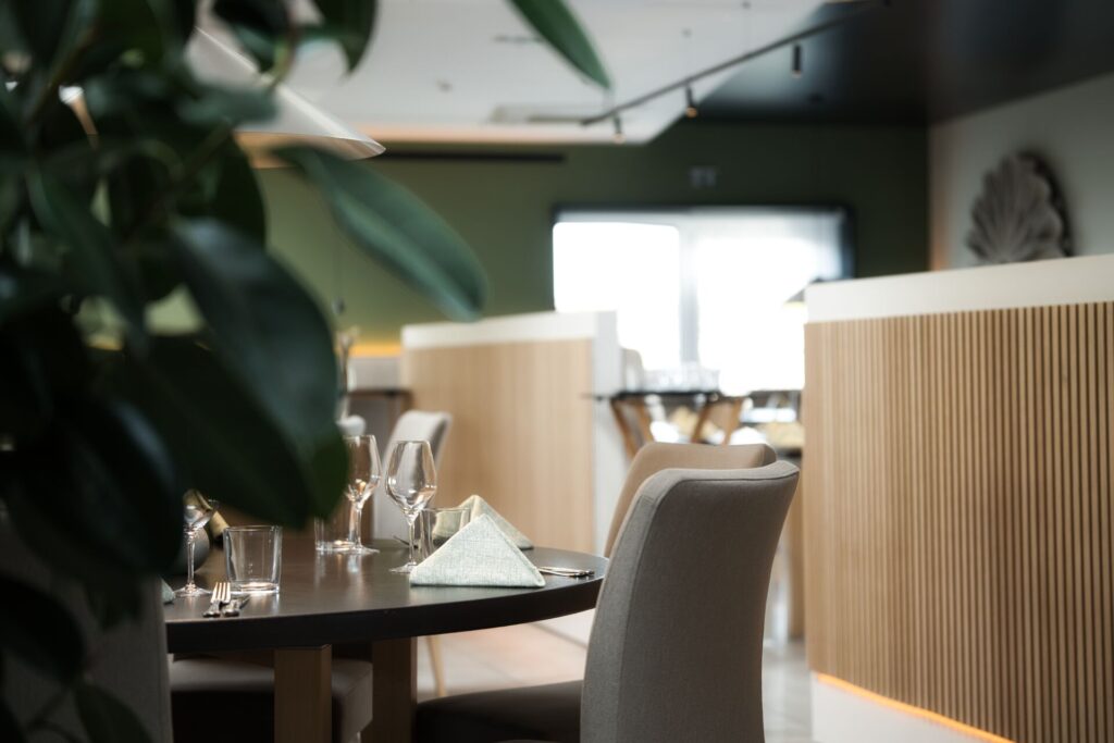 salle-gastronomique-cave-vins-ala12