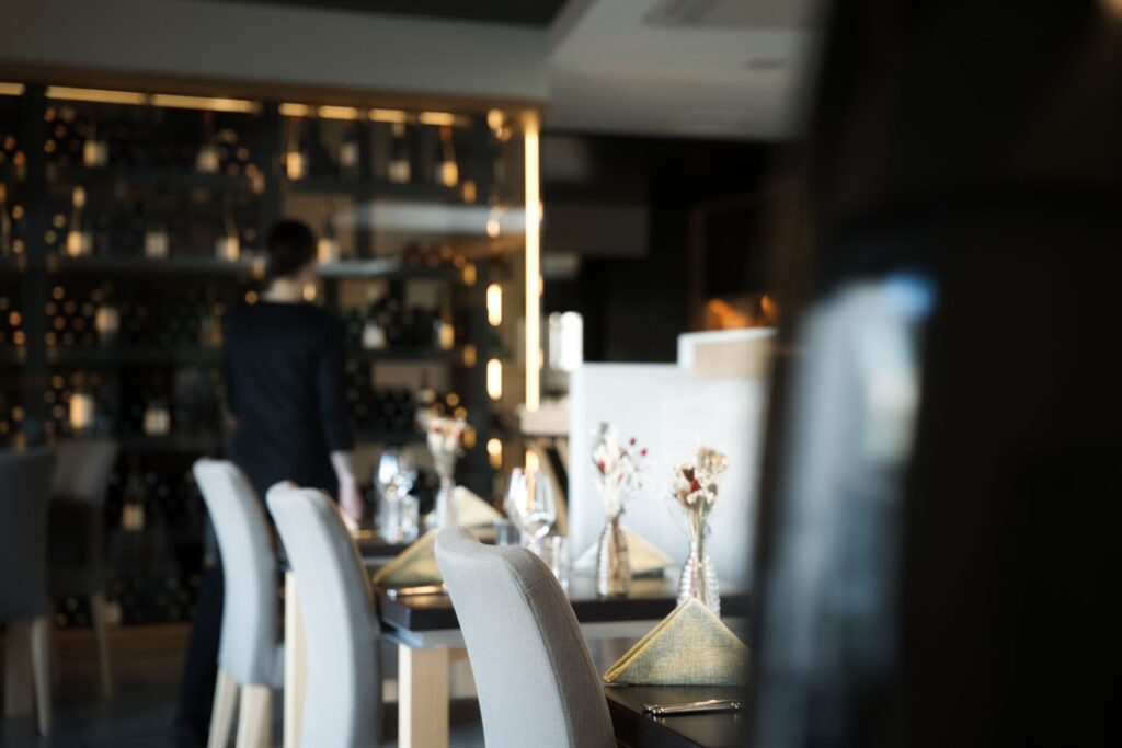 service-sommelier-cave-vins-ala12