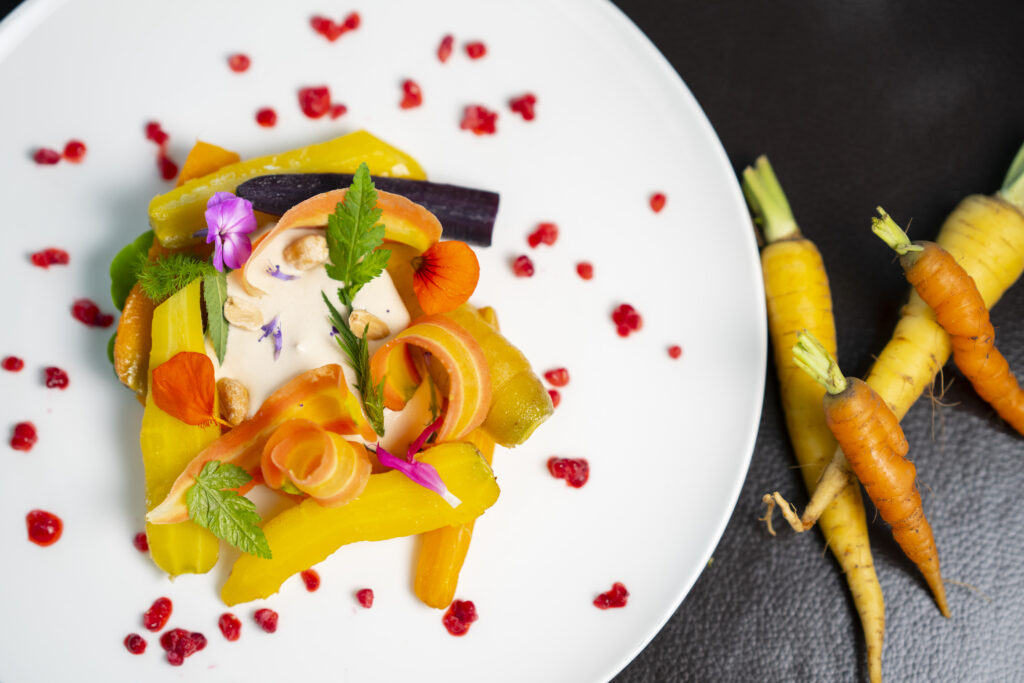 Assiette vegetale carottes colorées